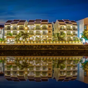 4* Hotel Laluna Riverside &